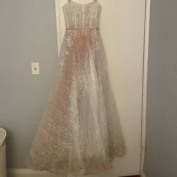 Bronx and Banco Mademoiselle Bridal Gown XXS - Picture 11 of 16